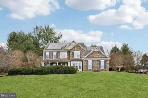 6905 Mill Valley Dr, Warrenton, VA 20187