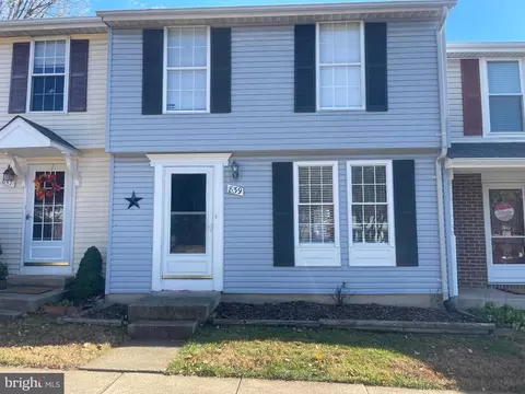 839 Oak Leaf, Warrenton, VA 20186