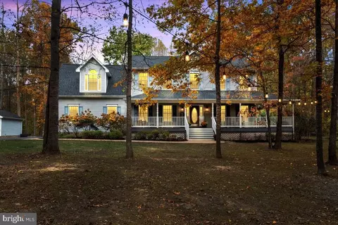 4565 Gavin Woods Ct, Catlett, VA 20119