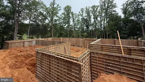 8186 Meetze, Warrenton, VA 20187