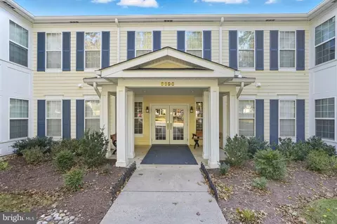 6696 Club House Ln #104, Warrenton, VA 20187