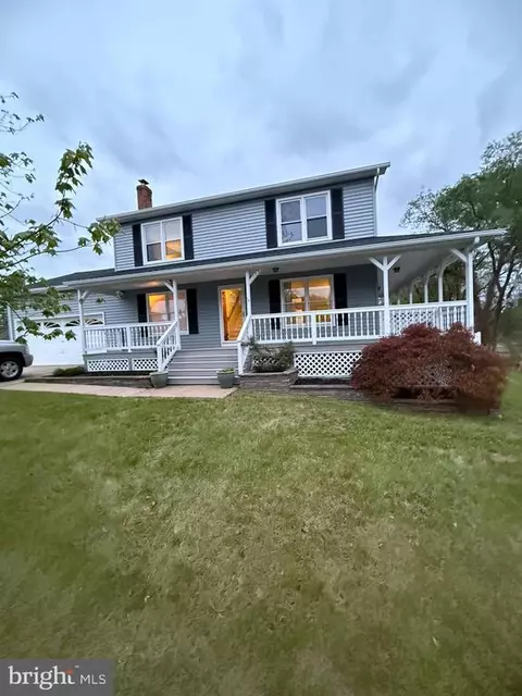 10985 Blake Ln, Bealeton, VA 22712