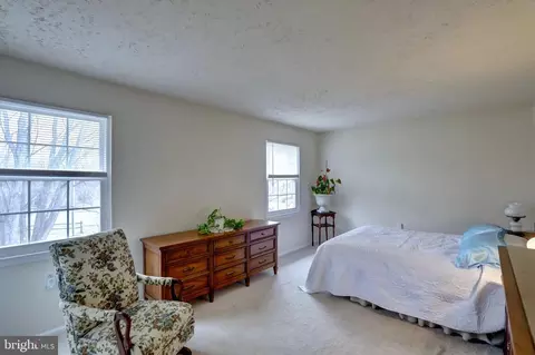 4519 Appledale Ct, Marshall, VA 20115 photo 16