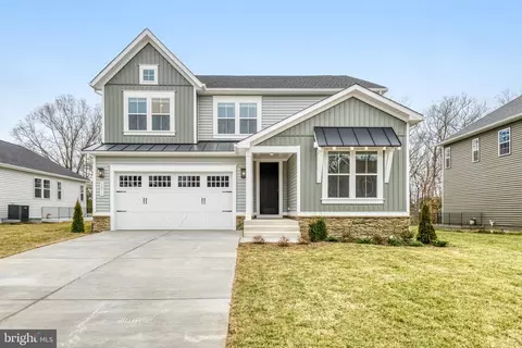 2071 Springvale Dr, Bealeton, VA 22712