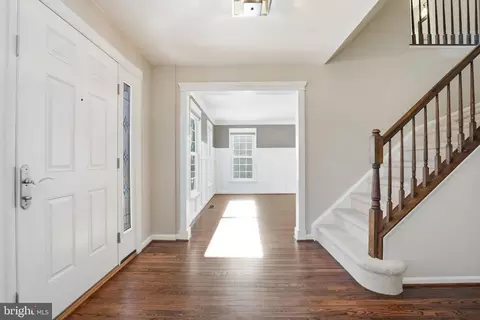 468 Devon Dr, Warrenton, VA 20186 photo 9