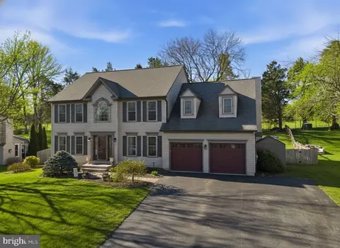 468 Devon Dr, Warrenton, VA 20186
