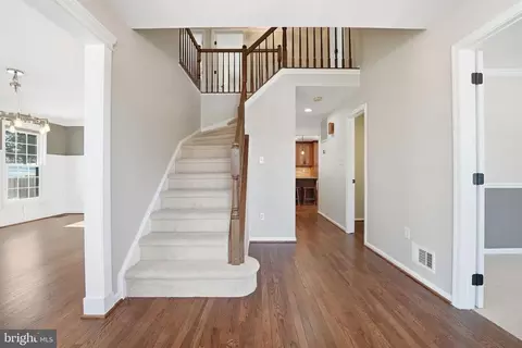468 Devon Dr, Warrenton, VA 20186 photo 8