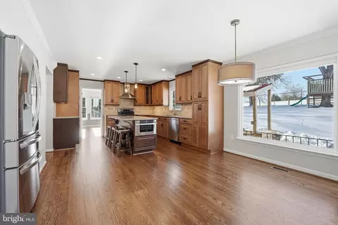 468 Devon Dr, Warrenton, VA 20186 photo 18