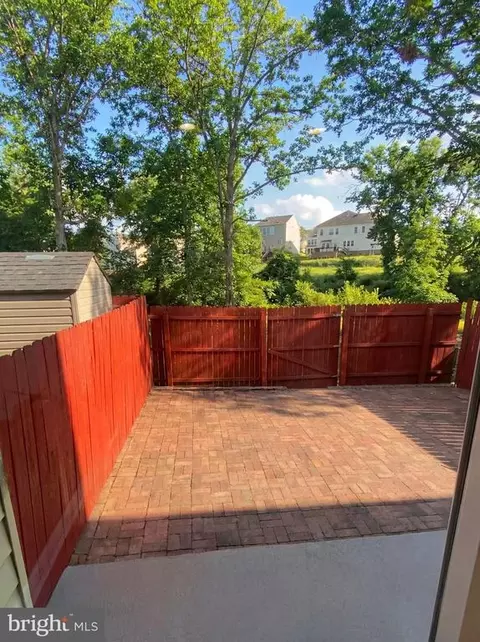 4530 Appledale Ct, Marshall, VA 20115 photo 10