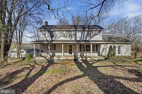 3863 Rectortown Rd, Marshall, VA 20115