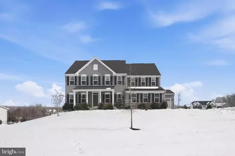 6530 Bob White Dr, Warrenton, VA 20187