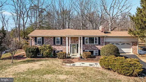 6670 Kelly Rd, Warrenton, VA 20187