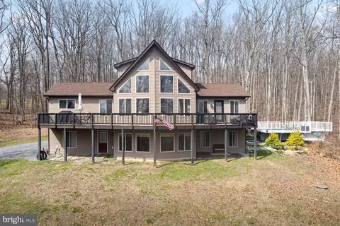 6246 John Barton Payne Rd, Marshall, VA 20115
