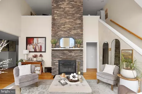 6246 John Barton Payne Rd, Marshall, VA 20115 photo 11