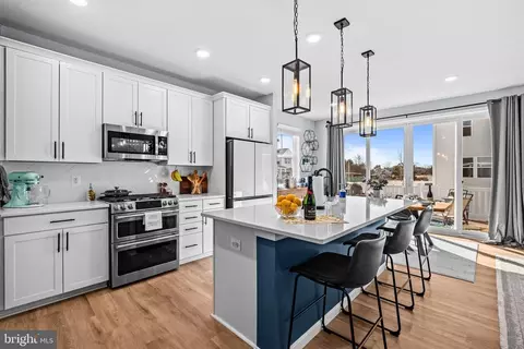 4137 Foxhaven Dr, Bealeton, VA 22712