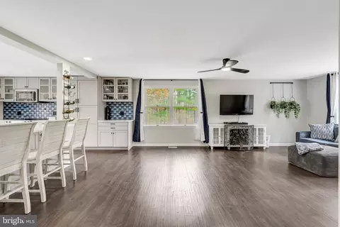 4645 Morgans Bluff Dr, Marshall, VA 20115 photo 15