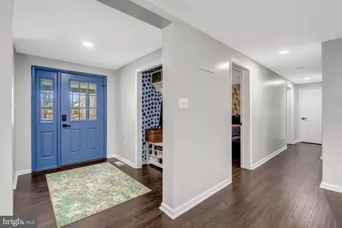 4645 Morgans Bluff Dr, Marshall, VA 20115 photo 8
