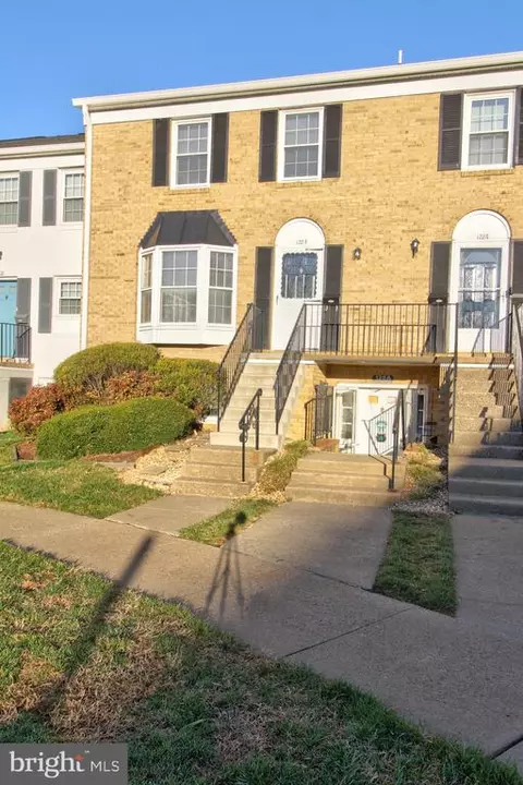 128 Fairfield St #B, Warrenton, VA 20186