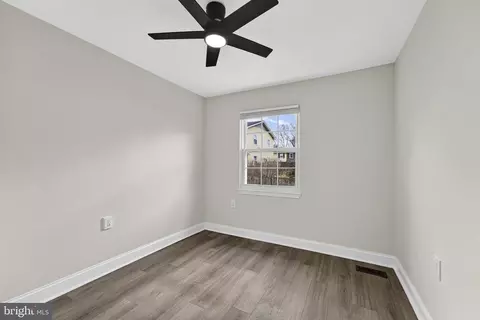 8611 Harrison Ct, Marshall, VA 20115 photo 13