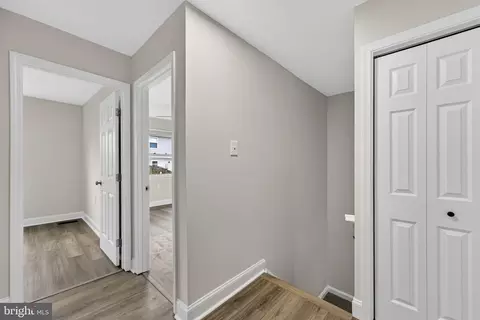 8611 Harrison Ct, Marshall, VA 20115 photo 7