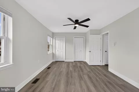 8611 Harrison Ct, Marshall, VA 20115 photo 9