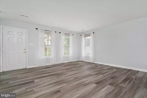3961 Rectortown Rd, Marshall, VA 20115