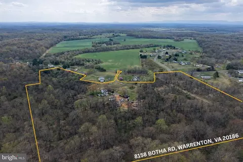 8158 Botha Rd, Warrenton, VA 20186