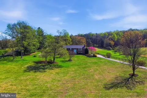 6163 Georgetown Rd, Broad Run, VA 20137 photo 8