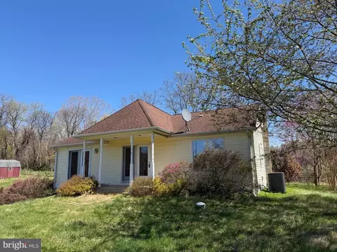 1901 Misty Meadows Ln, Markham, VA 22643 photo 24