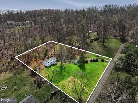 6537 Watery Mountain Rd, Warrenton, VA 20186