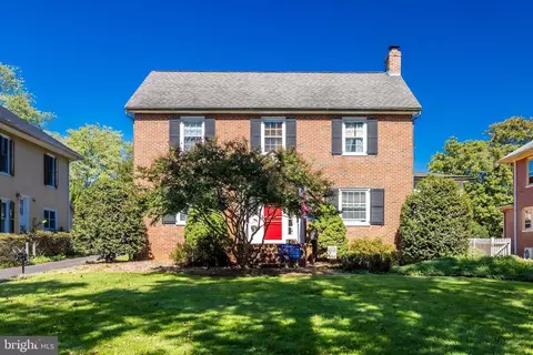 247 Waterloo St, Warrenton, VA 20186