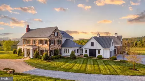 7316 Old Carters Mill Rd, The Plains, VA 20198
