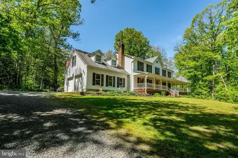2429 Cromwell Rd, Catlett, VA 20119 photo 3