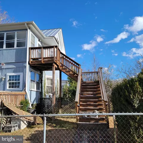 Exterior - 4102 Rectortown Rd, Marshall, VA 20115 photo 5 of 8