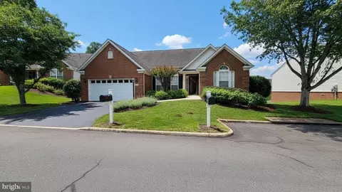 6708 Stream View Ln, Warrenton, VA 20187