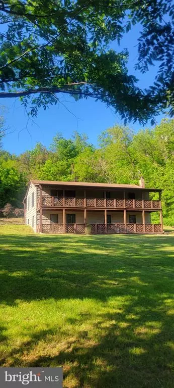 13010 Belle Meade Ln, Markham, VA 22643