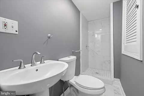 Bath - 3571 Catlett Rd, Catlett, VA 20119 photo 2 of 2