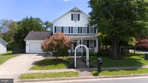 8411 Eldorado Dr, Marshall, VA 20115