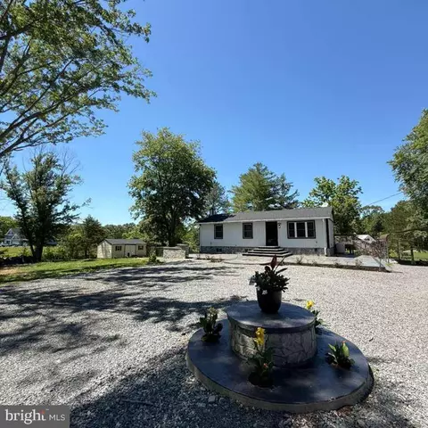 2374 Carriage Ford Rd, Catlett, VA 20119