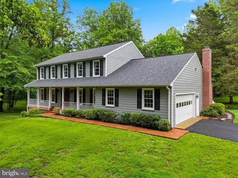 4585 Canter Ln, Warrenton, VA 20187