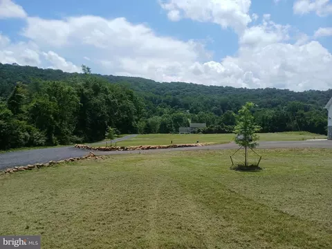 Carolyns Way, Linden, VA 22642