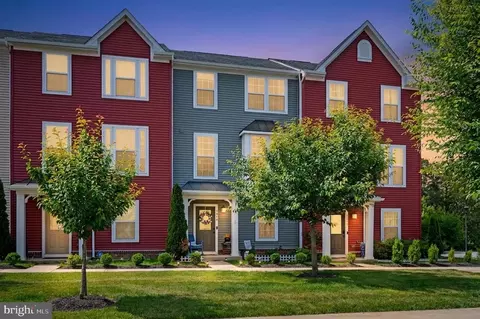 3014 Revere St, Bealeton, VA 22712