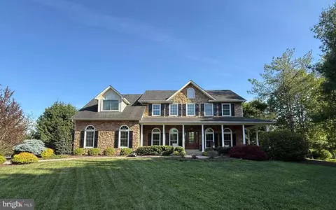 7203 Leeton Ct, Warrenton, VA 20186