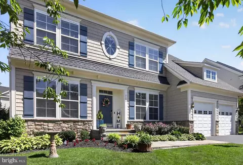 7153 Comrie Ct, Warrenton, VA 20187