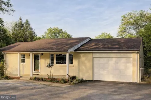 10741 James Madison Hwy, Bealeton, VA 22712