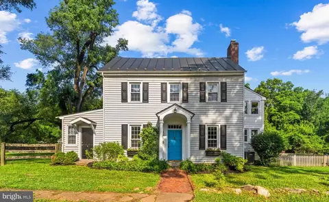 1150 Poplar Row, Upperville, VA 20184