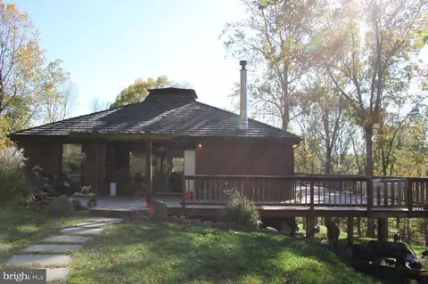 8412 Leeds Manor Rd, Amissville, VA 20106