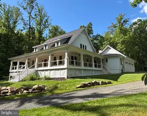 3411 Fenny Hill Rd, Delaplane, VA 20144