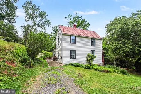 6287 Old Zion Rd, Warrenton, VA 20187