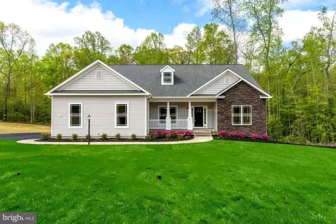 Hunting Ln., Warrenton, VA 20186